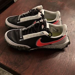 Nike sneakers size 7